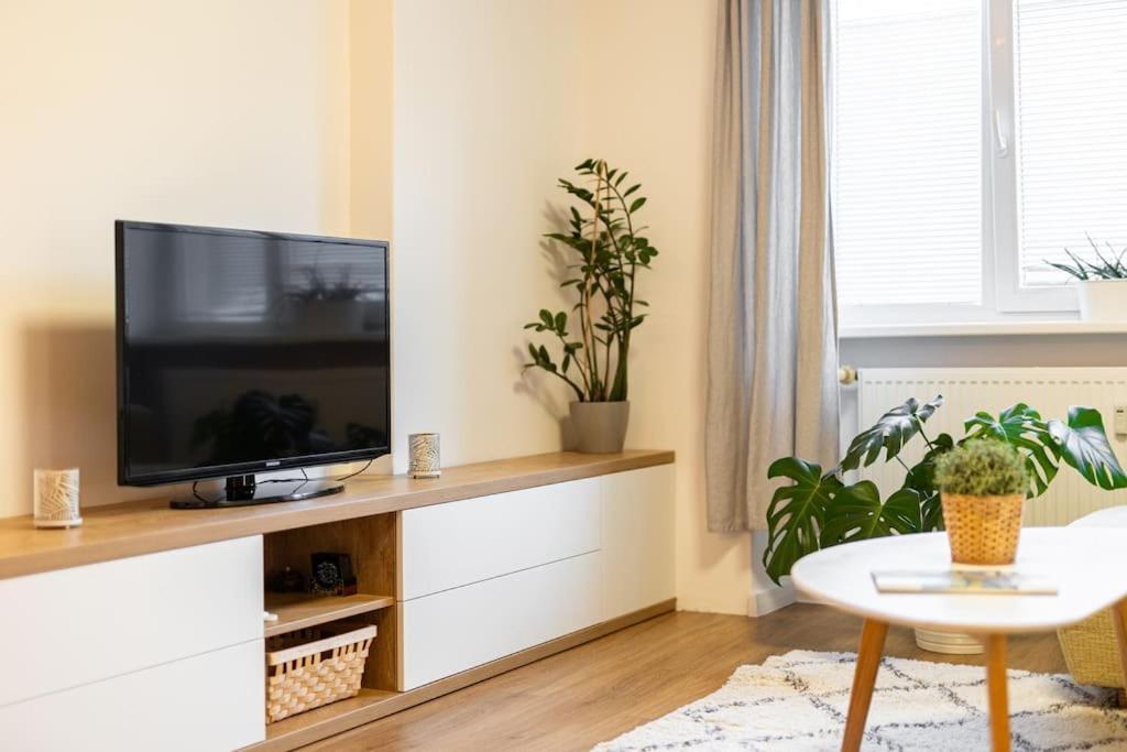 ברטיסלאבה Bnb Slovakia Nivy Bliss Retreat מראה חיצוני תמונה