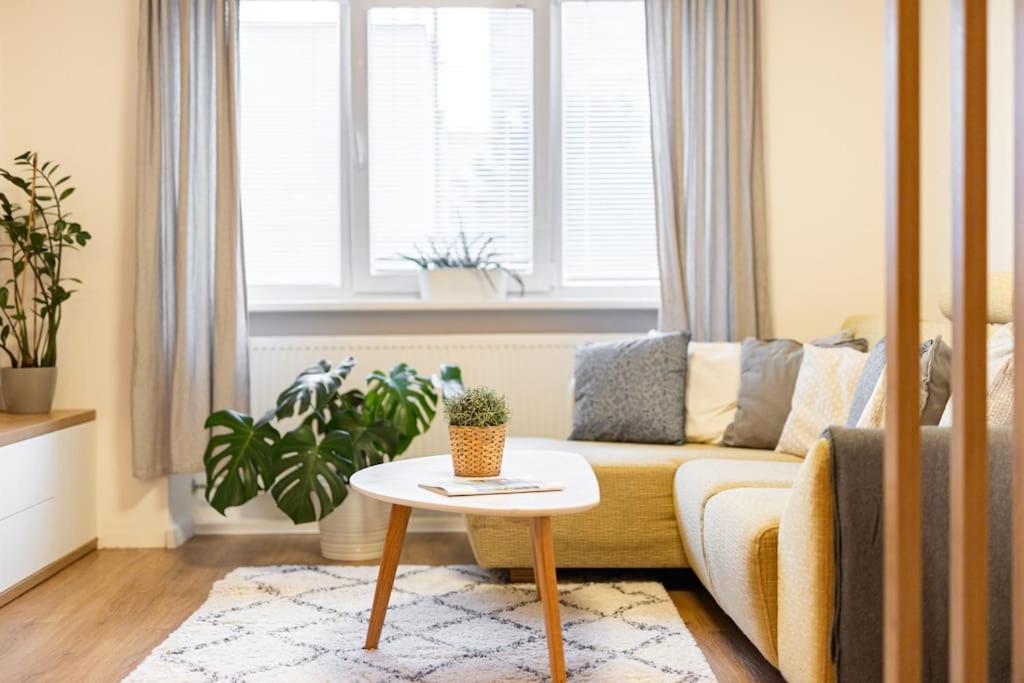 ברטיסלאבה Bnb Slovakia Nivy Bliss Retreat מראה חיצוני תמונה